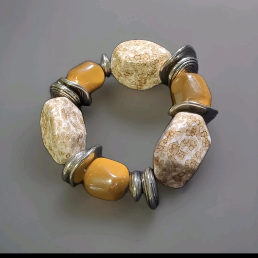 Vintage Women’s Super Chunky Stretch Bracelet Brown Orange Never Worn